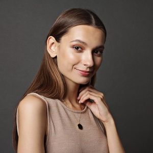 Banana Republic Round Pendant Necklace Brown Black